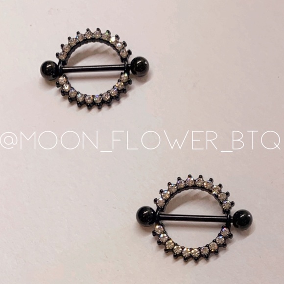 ❤️SOLD❤️Black CZ Nipple Rings - Picture 6 of 12